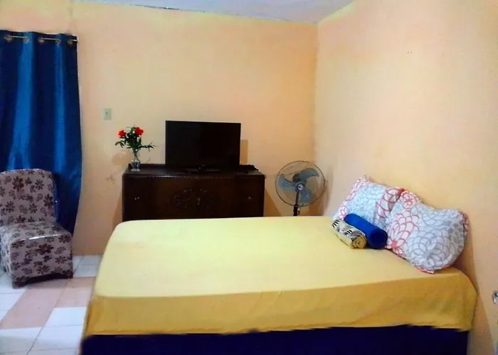 Cozy And Affordable * Ocho Rios