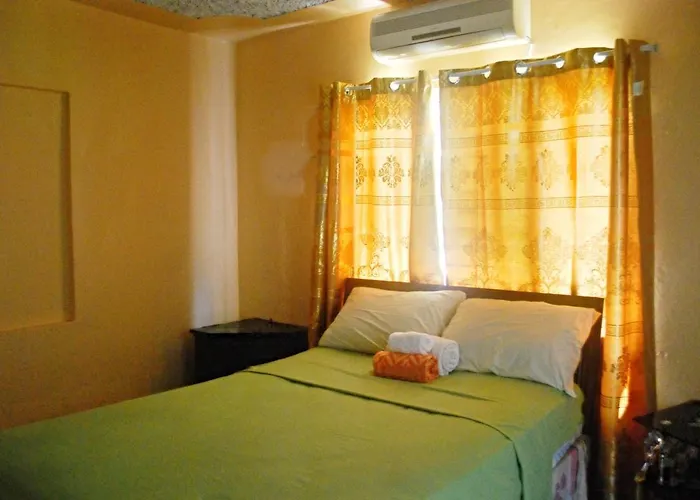 Cozy And Affordable * Ocho Rios